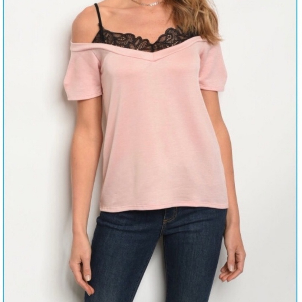 Mauve cold shoulder with black lace accents